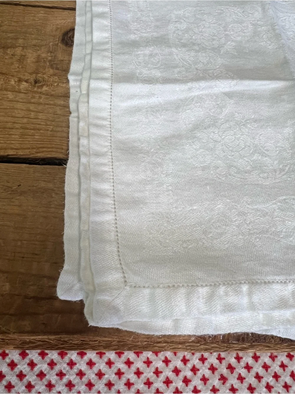 Vintage cloth napkins white grandma core